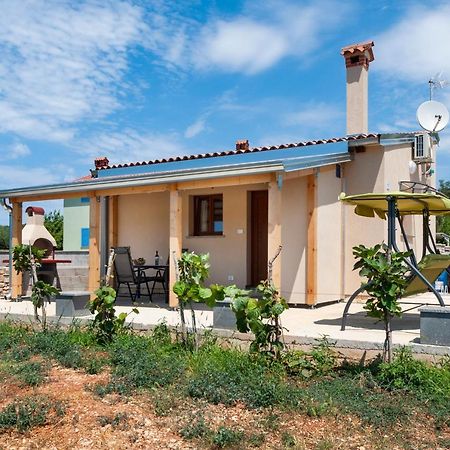 Casetta In Campagna Rovinj Exterior foto